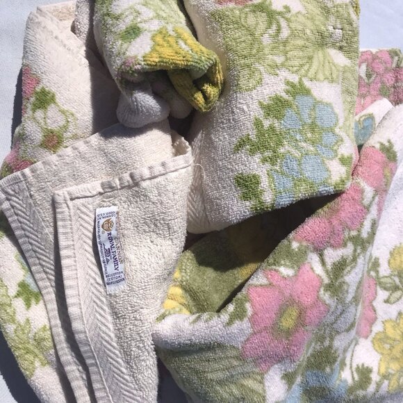 Vtg Cannon Royal Family  Sunflower 70s Floral Bath hand Wash Towel Set MCM Boho - Picture 4 of 16